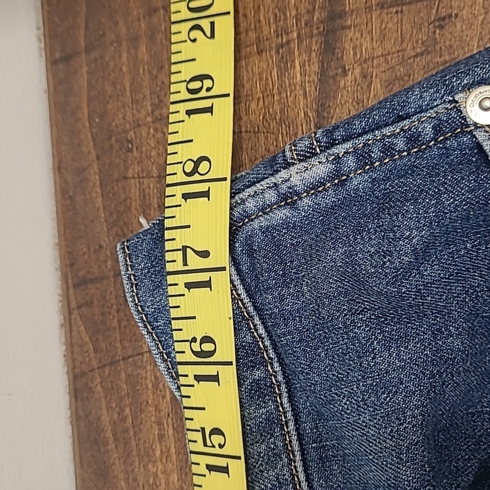 Everlane Classic Denim Cropped Jeans - Picture 9 of 11